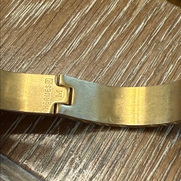Gold and White Hermes Style Bracelet - Picture 6 of 8